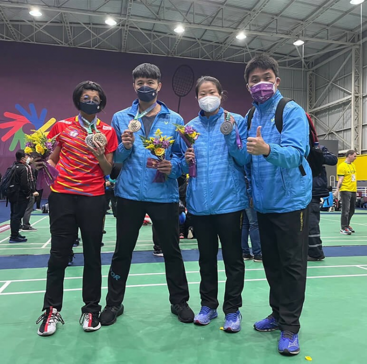 Taiwan's medal winning badminton delegation at the Deaflympics. Photo courtesy of the Sports Administration May 12, 2022