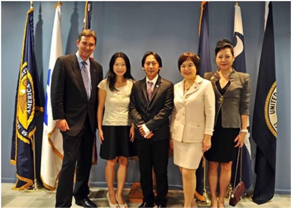 Jenny, George, & ILF Founder Joel Szabat, CEO Chiling Tong, & Advisor Peida Yan
