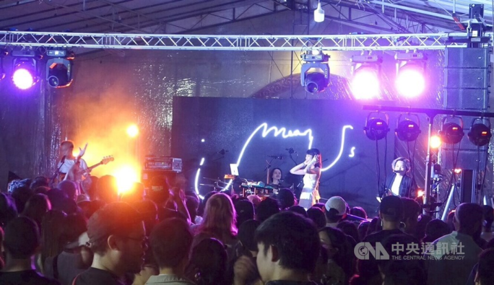Taiwanese band IMU performs at the ASEAN Music Showcase Festival in Singapore on Saturday. 